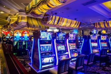 Blueprint Gaming slot interface on erek2 50 showing reels and payout table